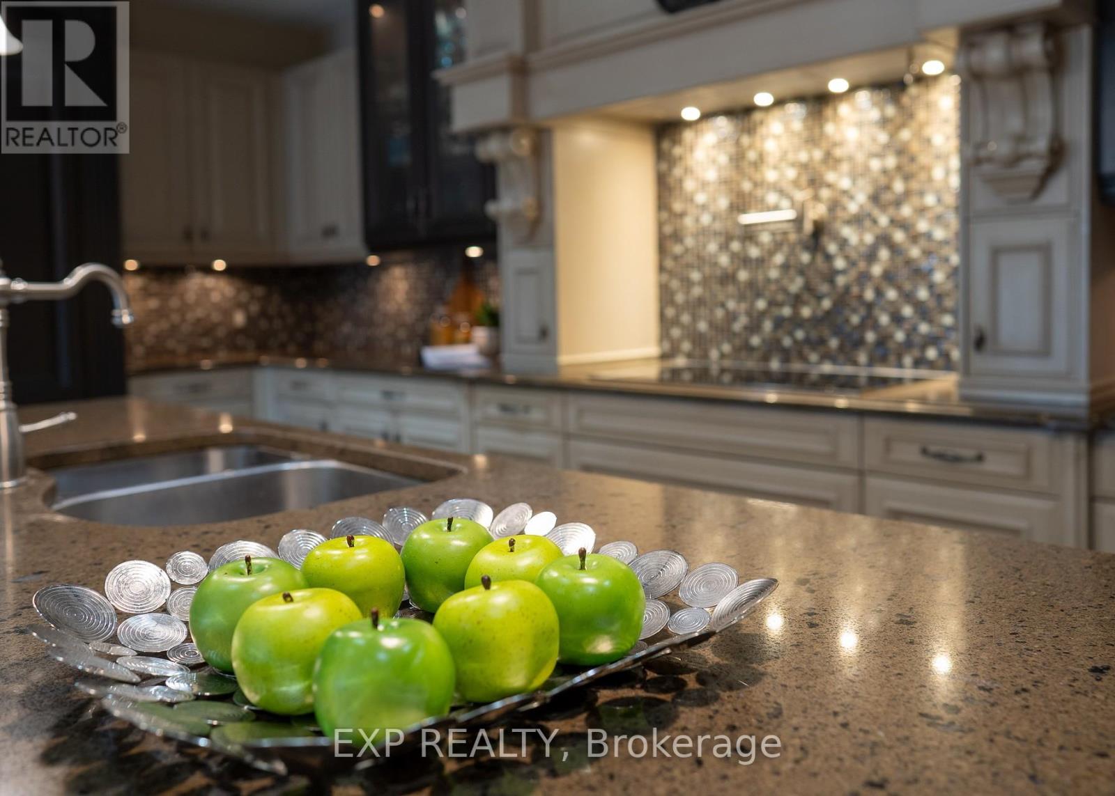 2754 Eagleson Road, Ottawa, Ontario  K2S 1B8 - Photo 18 - X12408005