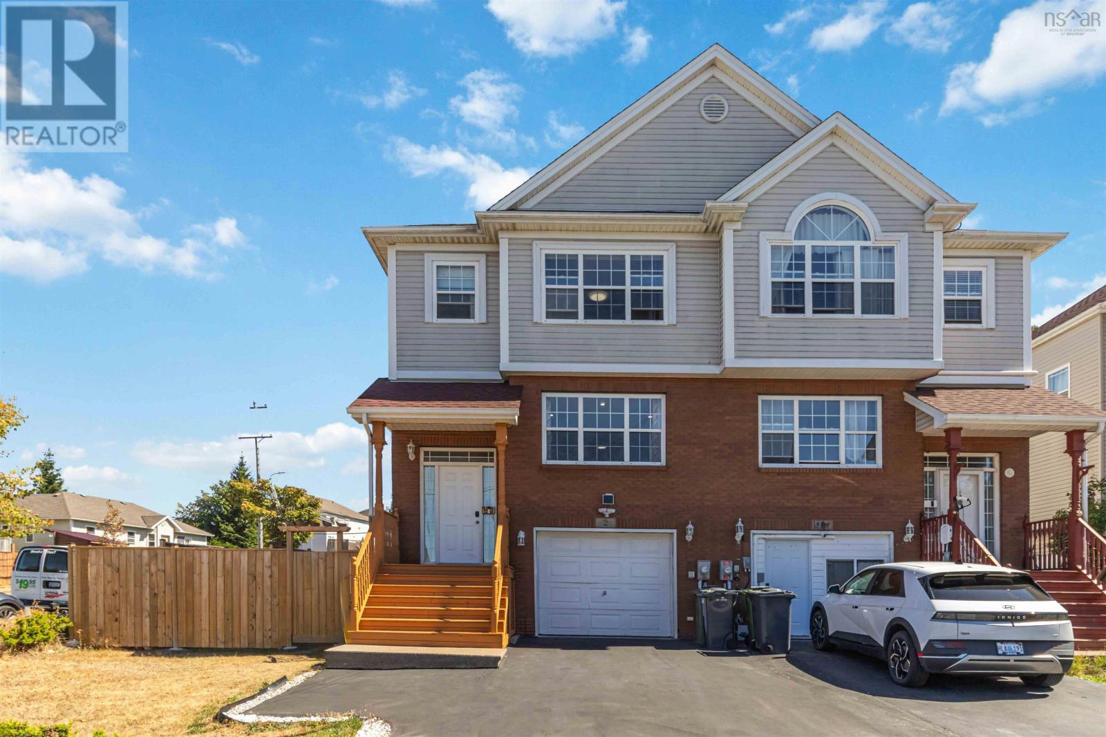 Property at 2 Rosehurst Close image 1