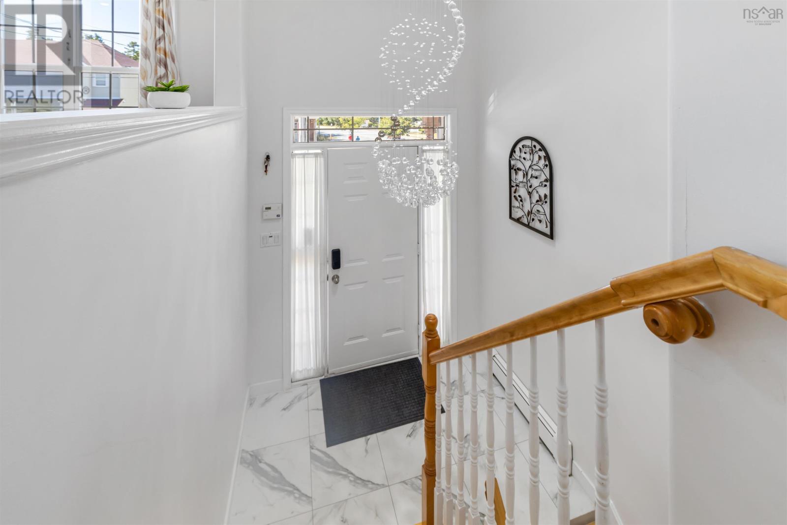 Property at 2 Rosehurst Close image 4