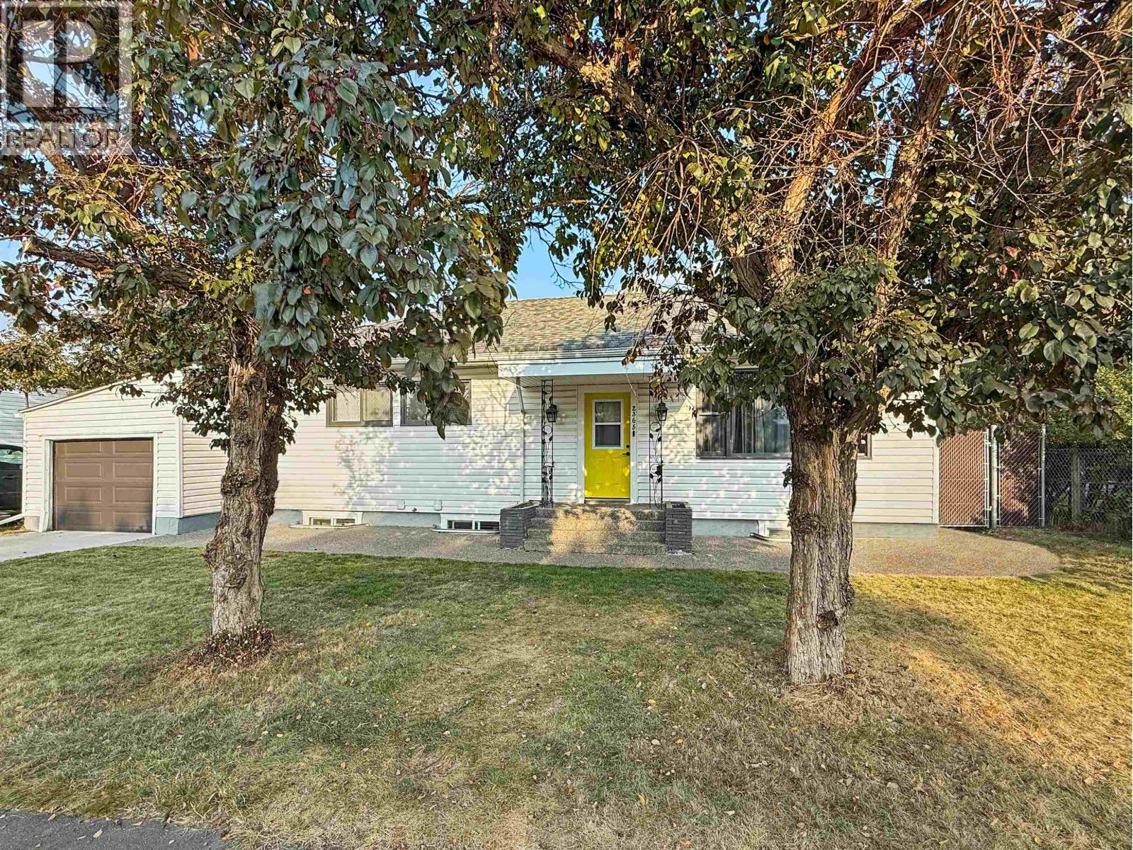 2365 LAURIER CRESCENT, Prince George, British Columbia