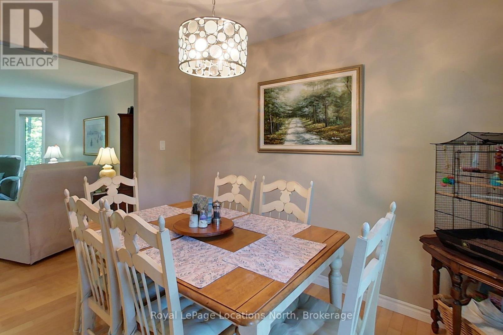 94 Oxbow Park Drive, Wasaga Beach, Ontario  L9Z 2V8 - Photo 16 - S12407691