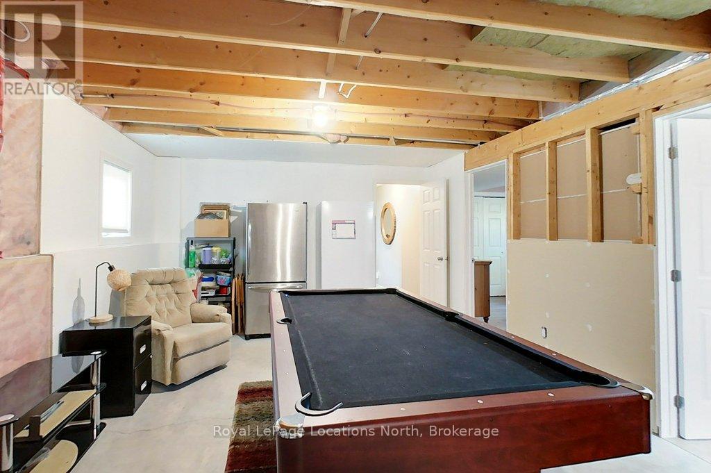 94 Oxbow Park Drive, Wasaga Beach, Ontario  L9Z 2V8 - Photo 35 - S12407691