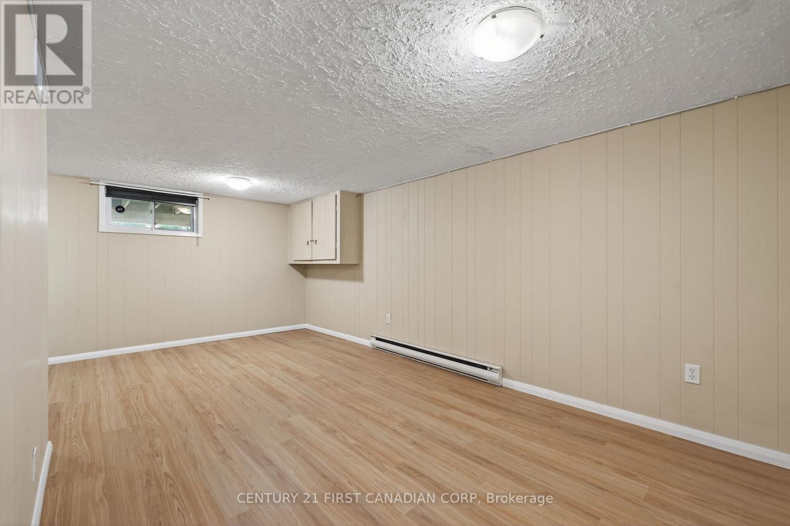 176 Gardenwood Drive, London South, Ontario  N6J 3Z9 - Photo 15 - X12408090