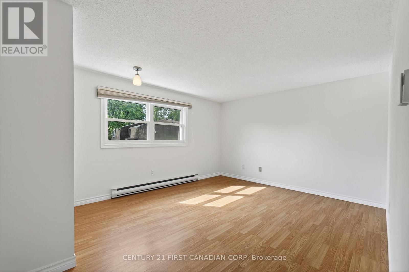 176 Gardenwood Drive, London South, Ontario  N6J 3Z9 - Photo 19 - X12408090
