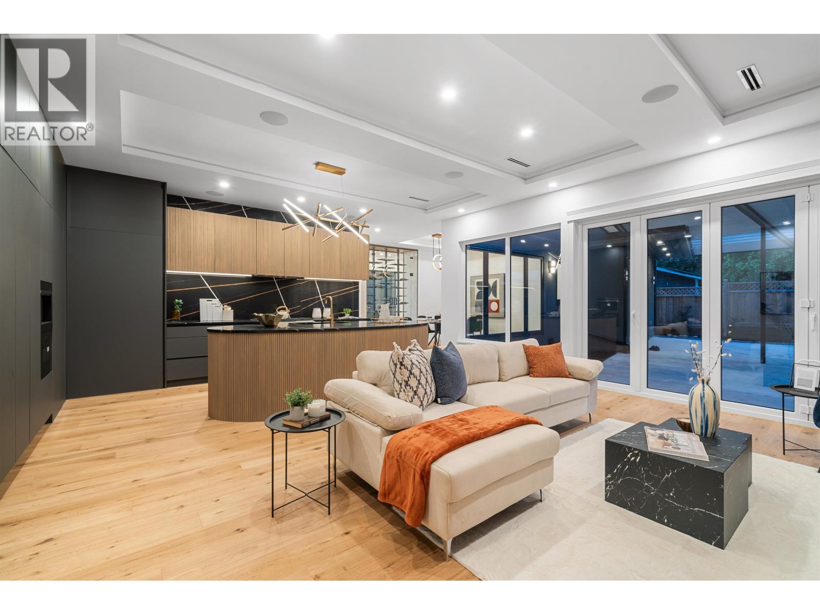 687 Poplar Street, Coquitlam, British Columbia  V3J 3K7 - Photo 30 - R3048689