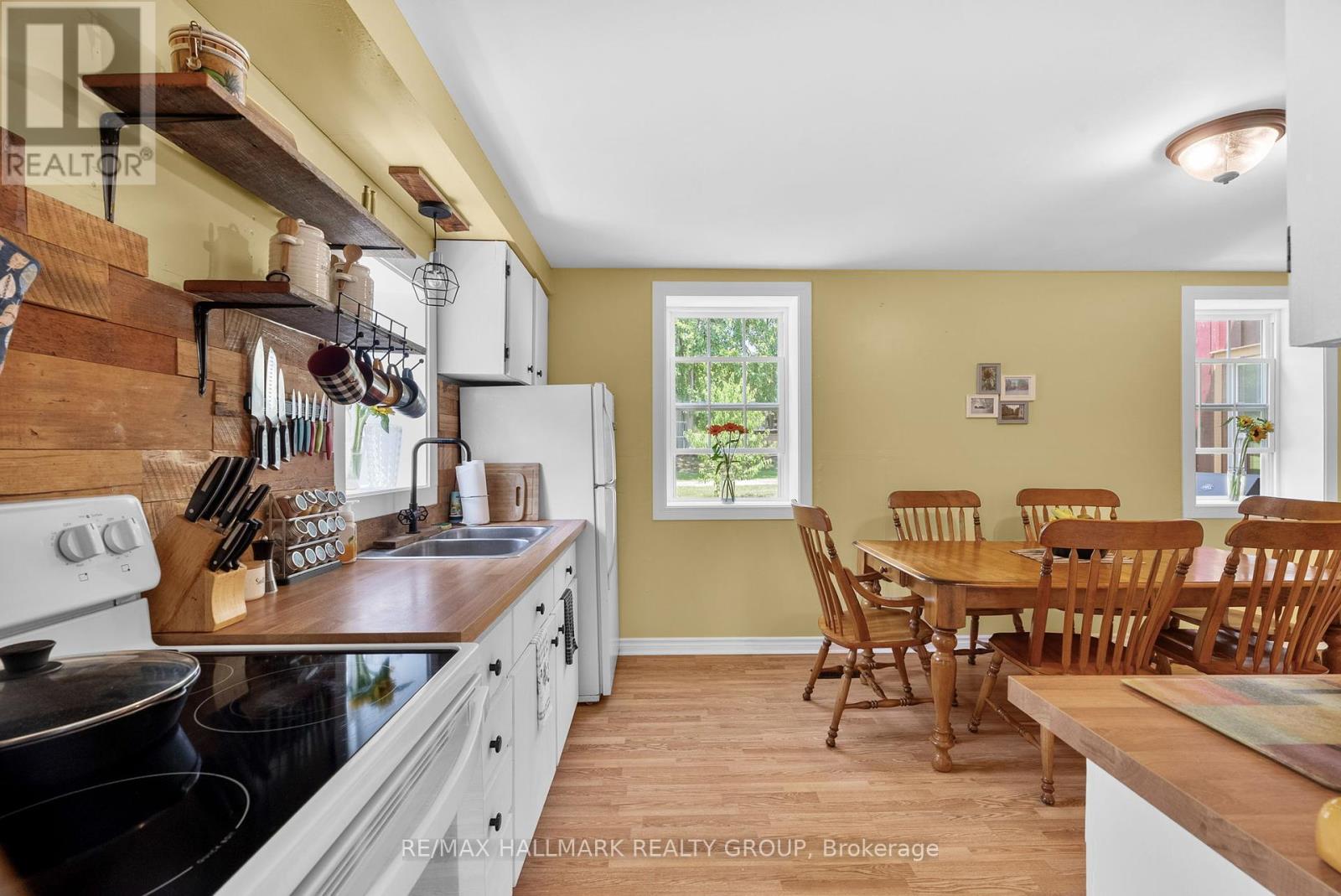 187 Kitley Bastard Road, Elizabethtown-Kitley, Ontario  K0E 1Y0 - Photo 8 - X12408112