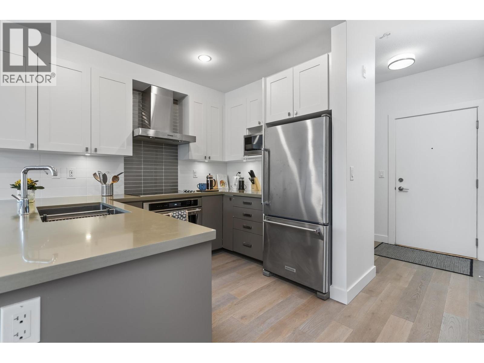 416 3399 Noel Drive, Burnaby, British Columbia  V3J 0G8 - Photo 10 - R3048866