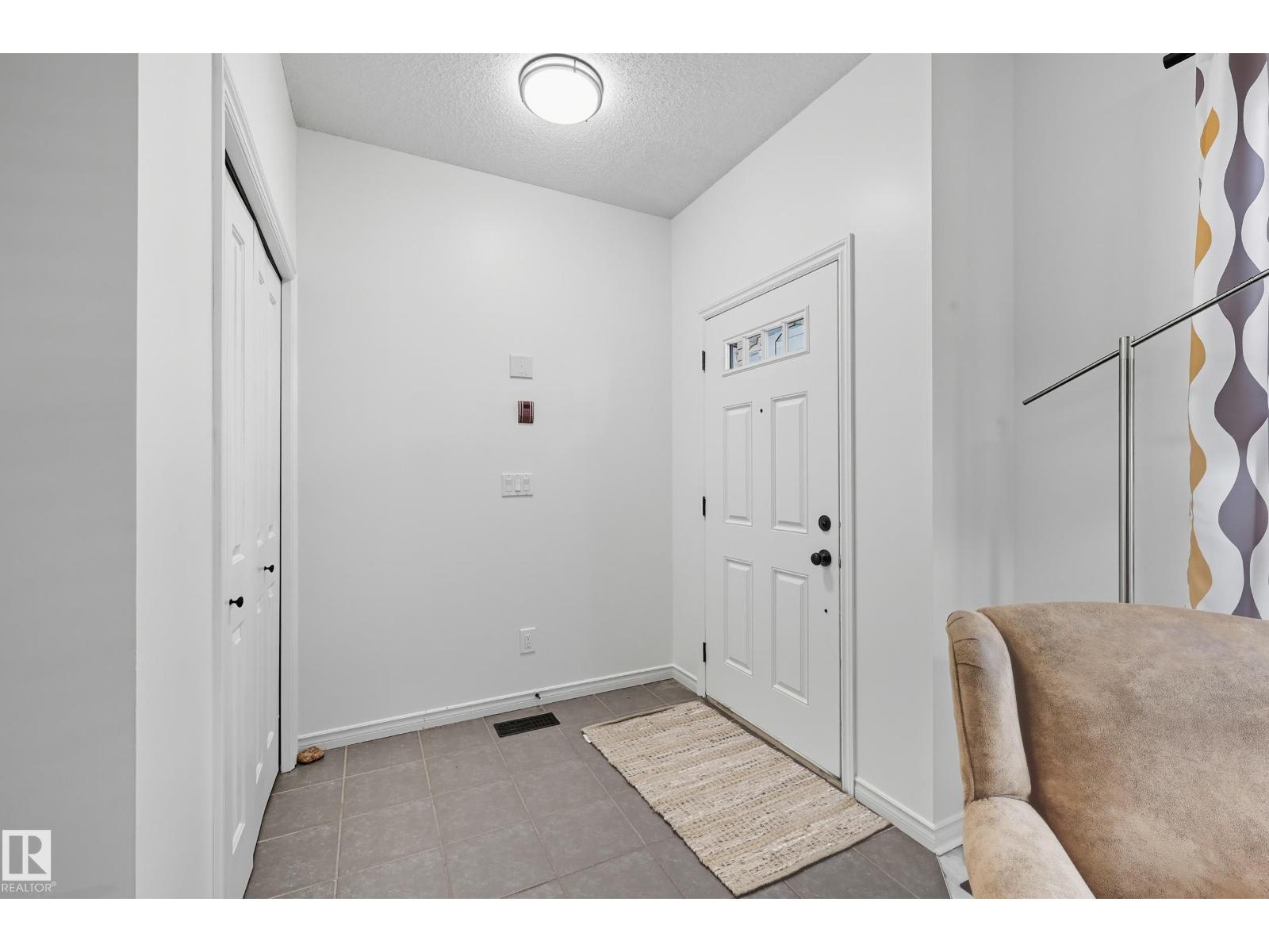 #69 13825 155 Av Nw, Edmonton, Alberta  T6V 0B8 - Photo 4 - E4458046