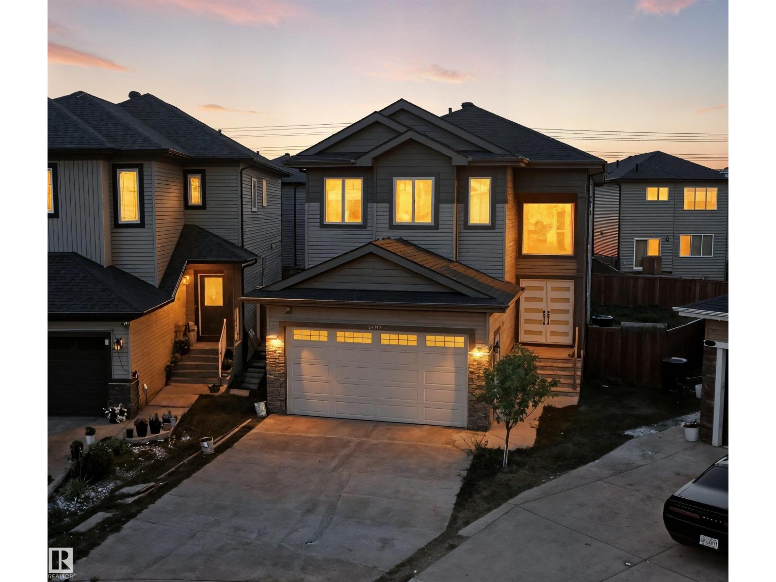 1492 25 St Nw, Edmonton, Alberta  T6T 2L3 - Photo 2 - E4458047