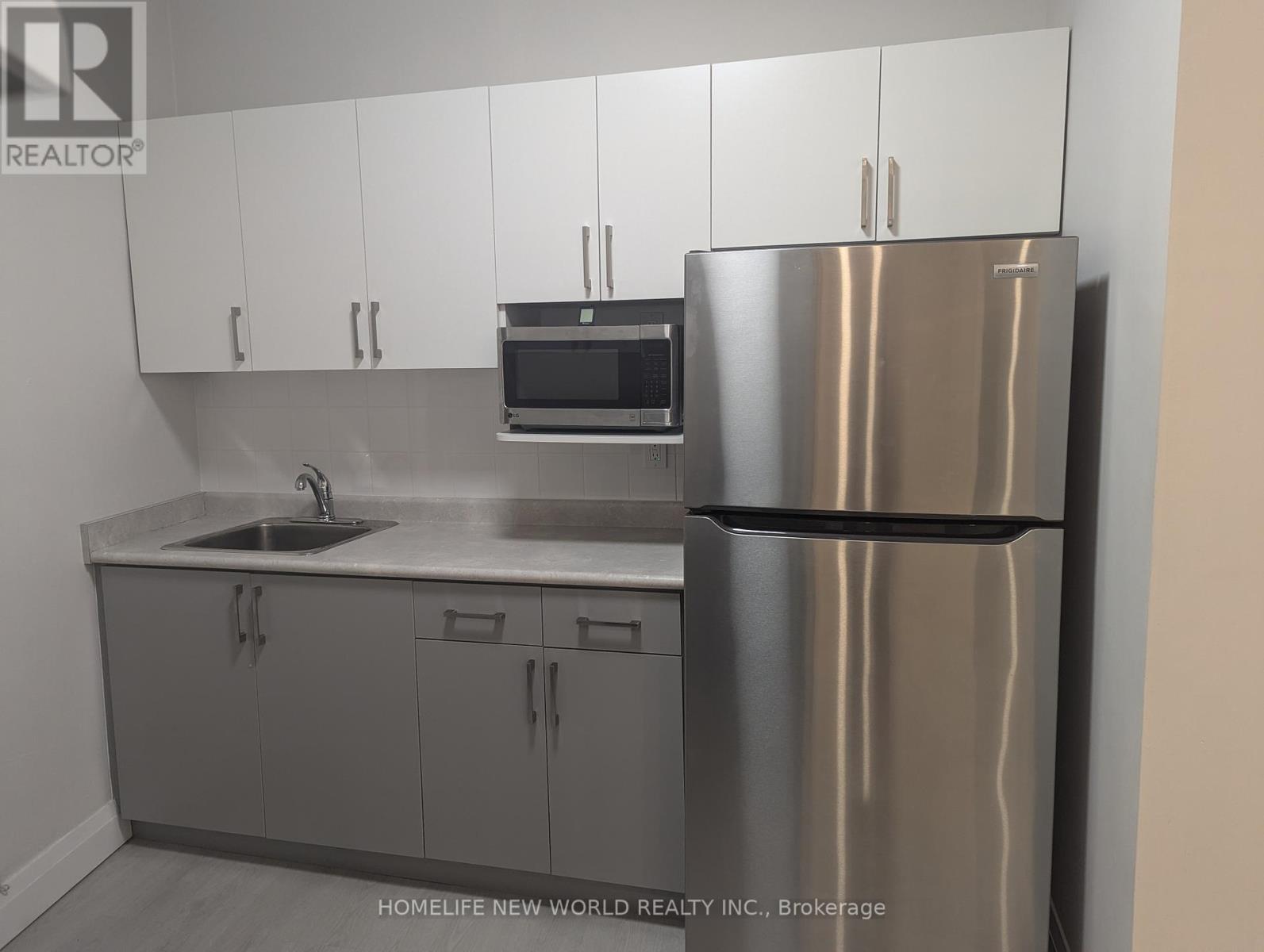 2b - 2218 Dundas Street W, Toronto, Ontario  M6R 1X3 - Photo 35 - W12379527
