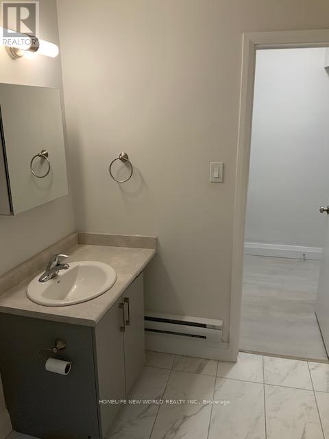2b - 2218 Dundas Street W, Toronto, Ontario  M6R 1X3 - Photo 8 - W12379527