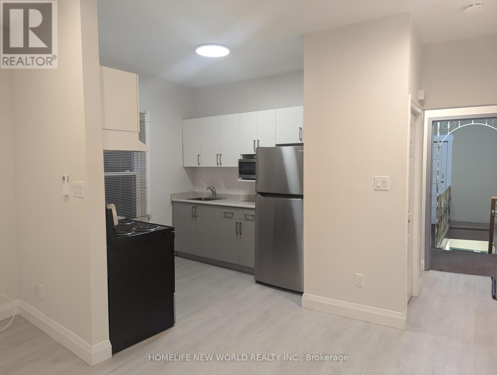 2b - 2218 Dundas Street W, Toronto, Ontario  M6R 1X3 - Photo 32 - W12379527