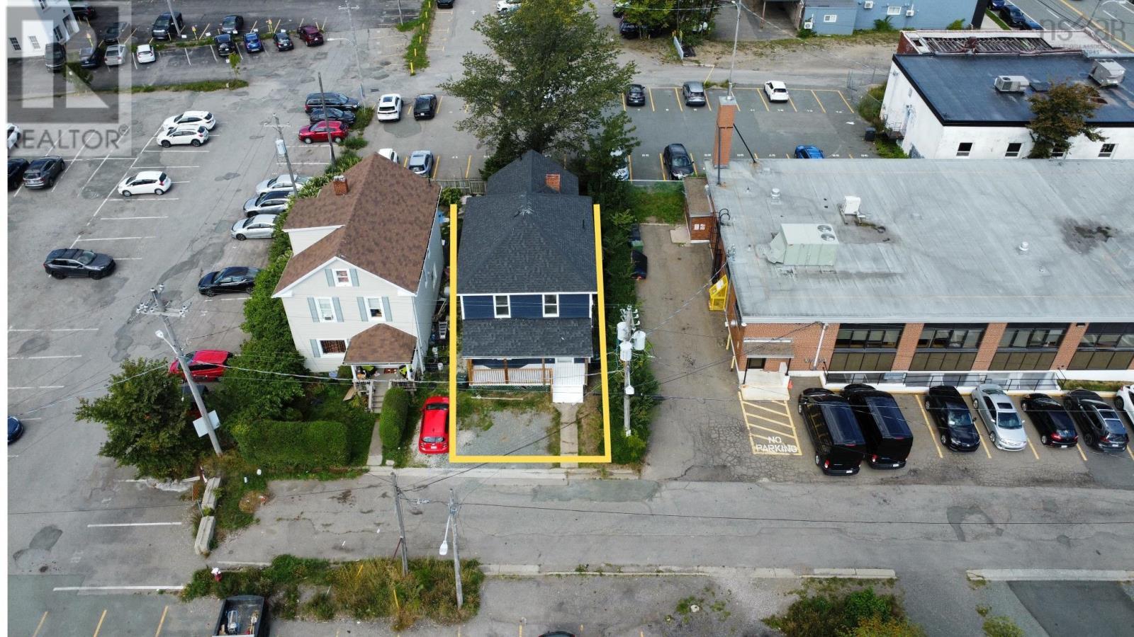 31 Forbes Court, Sydney, Nova Scotia  B1P 5Y4 - Photo 2 - 202523488