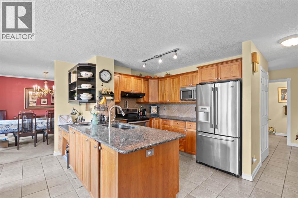 2716 Palliser Drive Sw, Calgary, Alberta  T2V 4G2 - Photo 9 - A2241673