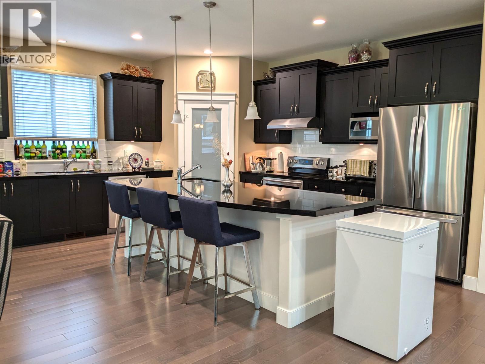 3346 Devonshire Avenue, Coquitlam, British Columbia  V3E 0A9 - Photo 8 - R3048702