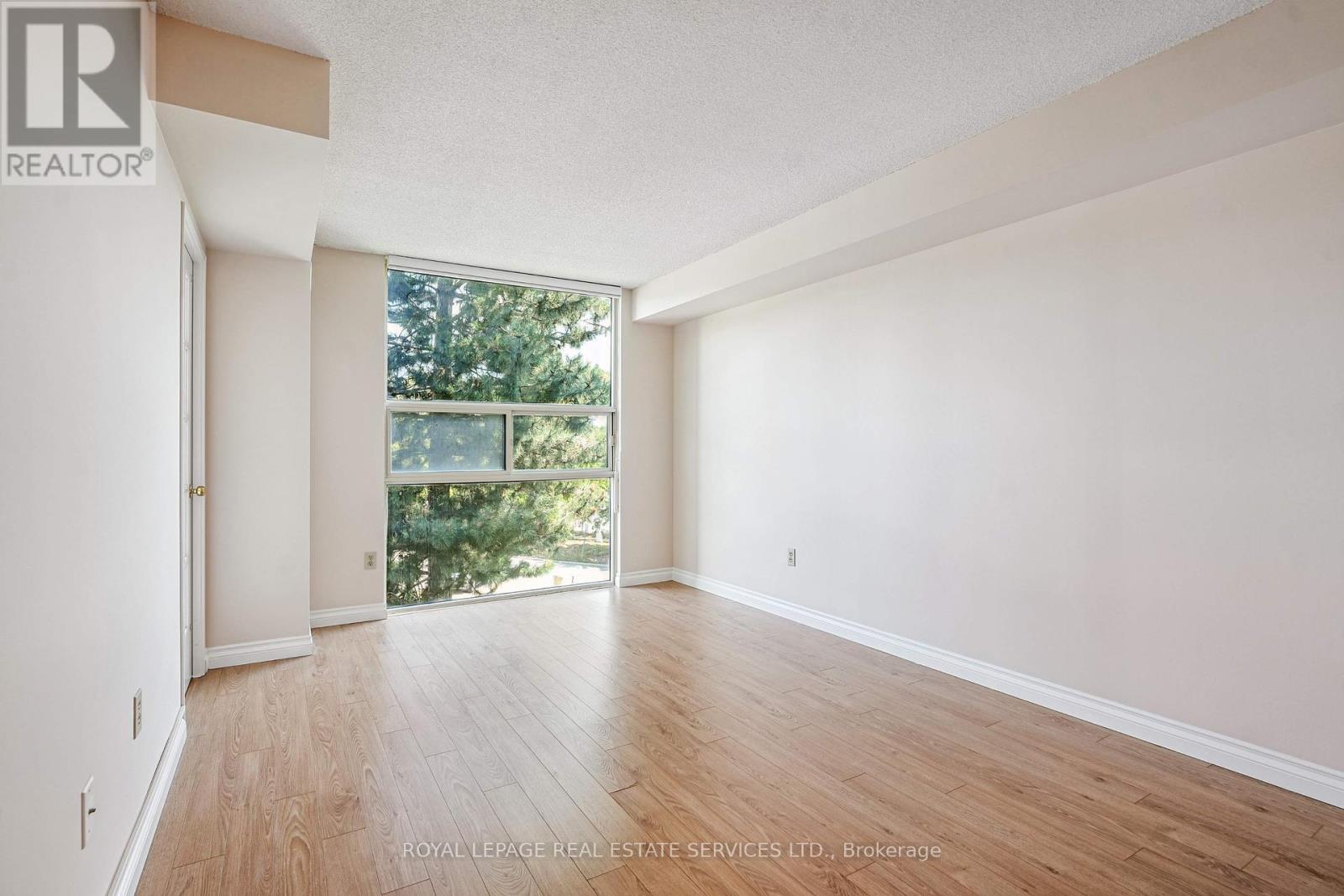 417 - 30 Harding Boulevard W, Richmond Hill, Ontario  L4C 9M3 - Photo 19 - N12408089