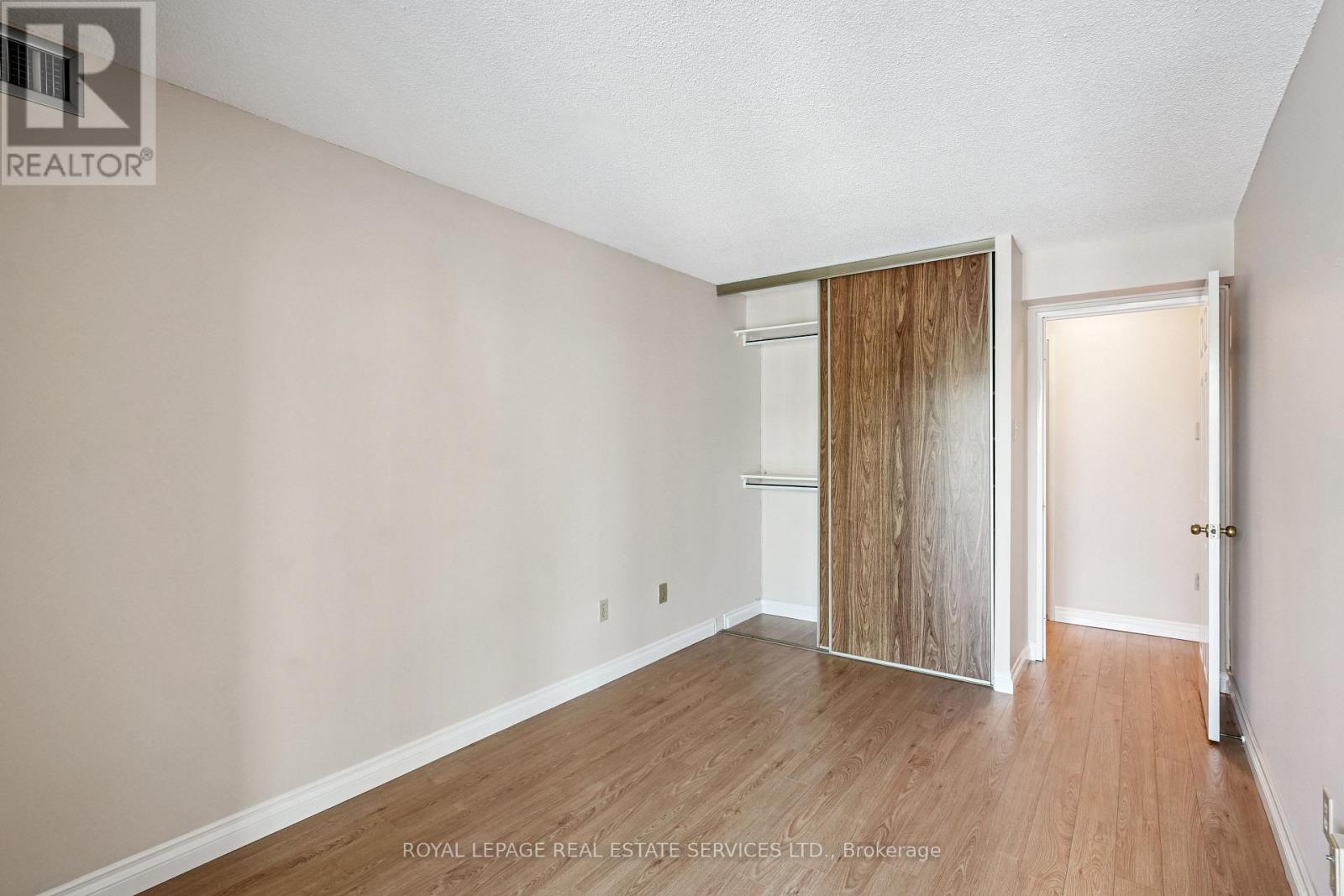 417 - 30 Harding Boulevard W, Richmond Hill, Ontario  L4C 9M3 - Photo 25 - N12408089