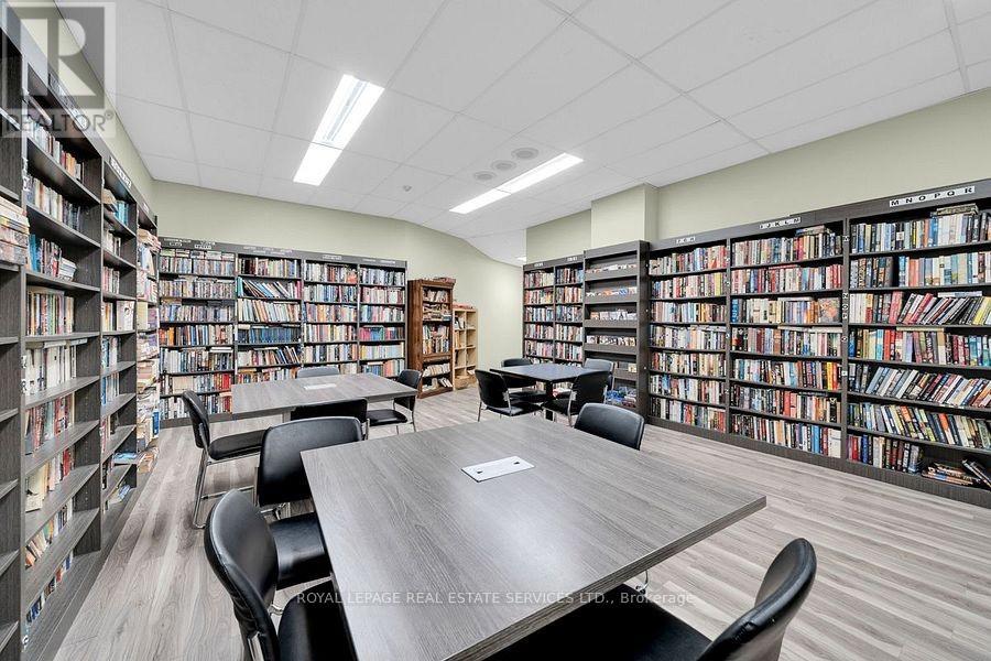 417 - 30 Harding Boulevard W, Richmond Hill, Ontario  L4C 9M3 - Photo 44 - N12408089