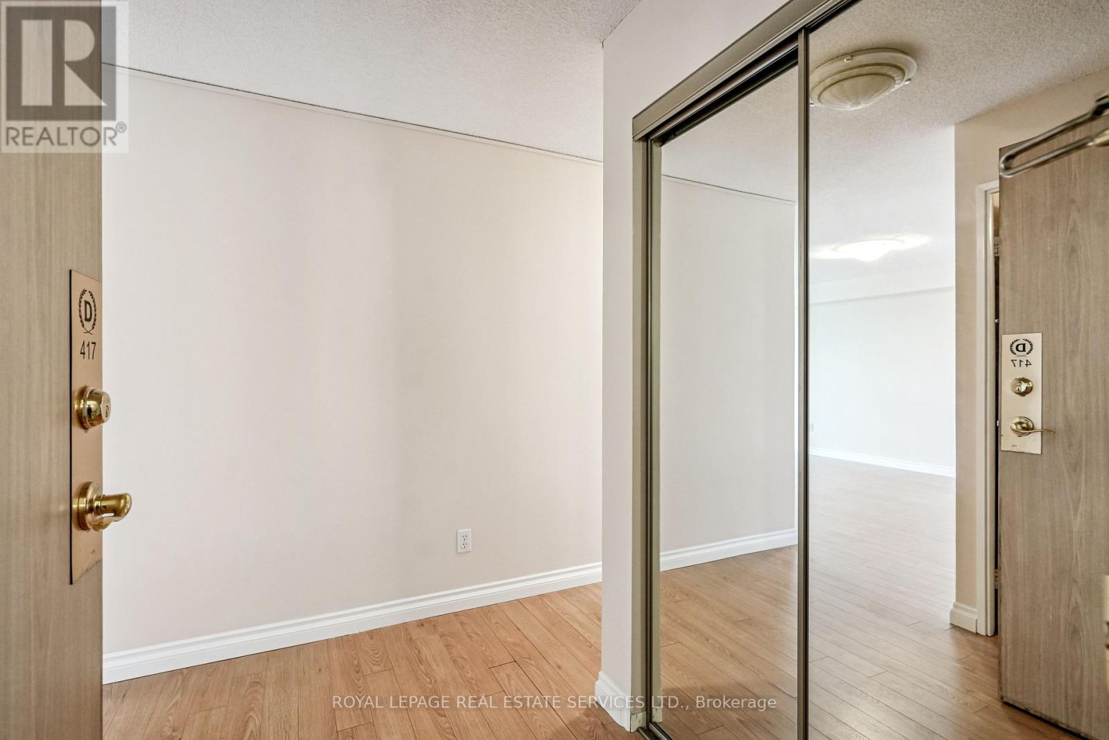 417 - 30 Harding Boulevard W, Richmond Hill, Ontario  L4C 9M3 - Photo 6 - N12408089