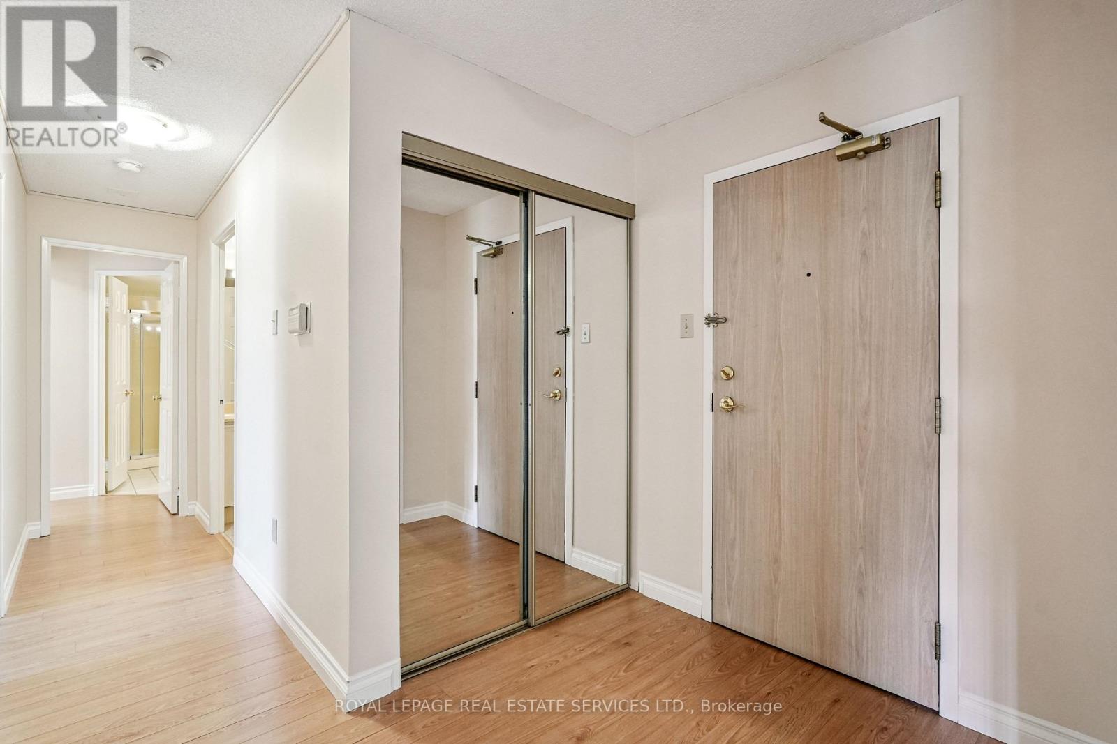 417 - 30 Harding Boulevard W, Richmond Hill, Ontario  L4C 9M3 - Photo 7 - N12408089