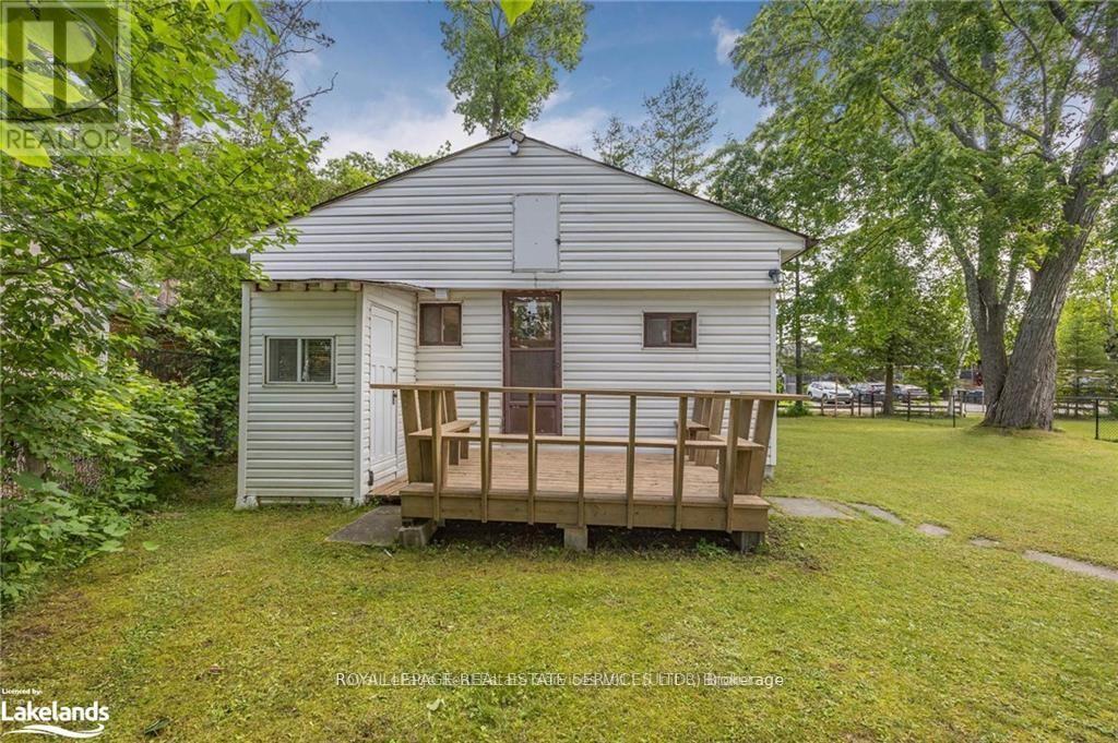 34 Nancy Street, Wasaga Beach, Ontario  L9Z 2K5 - Photo 11 - S12408118
