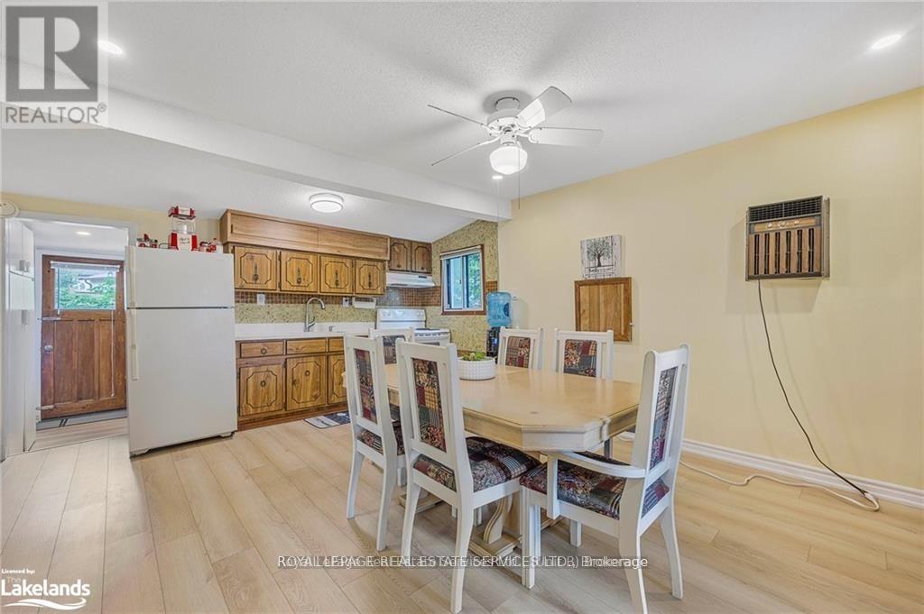 34 Nancy Street, Wasaga Beach, Ontario  L9Z 2K5 - Photo 2 - S12408118