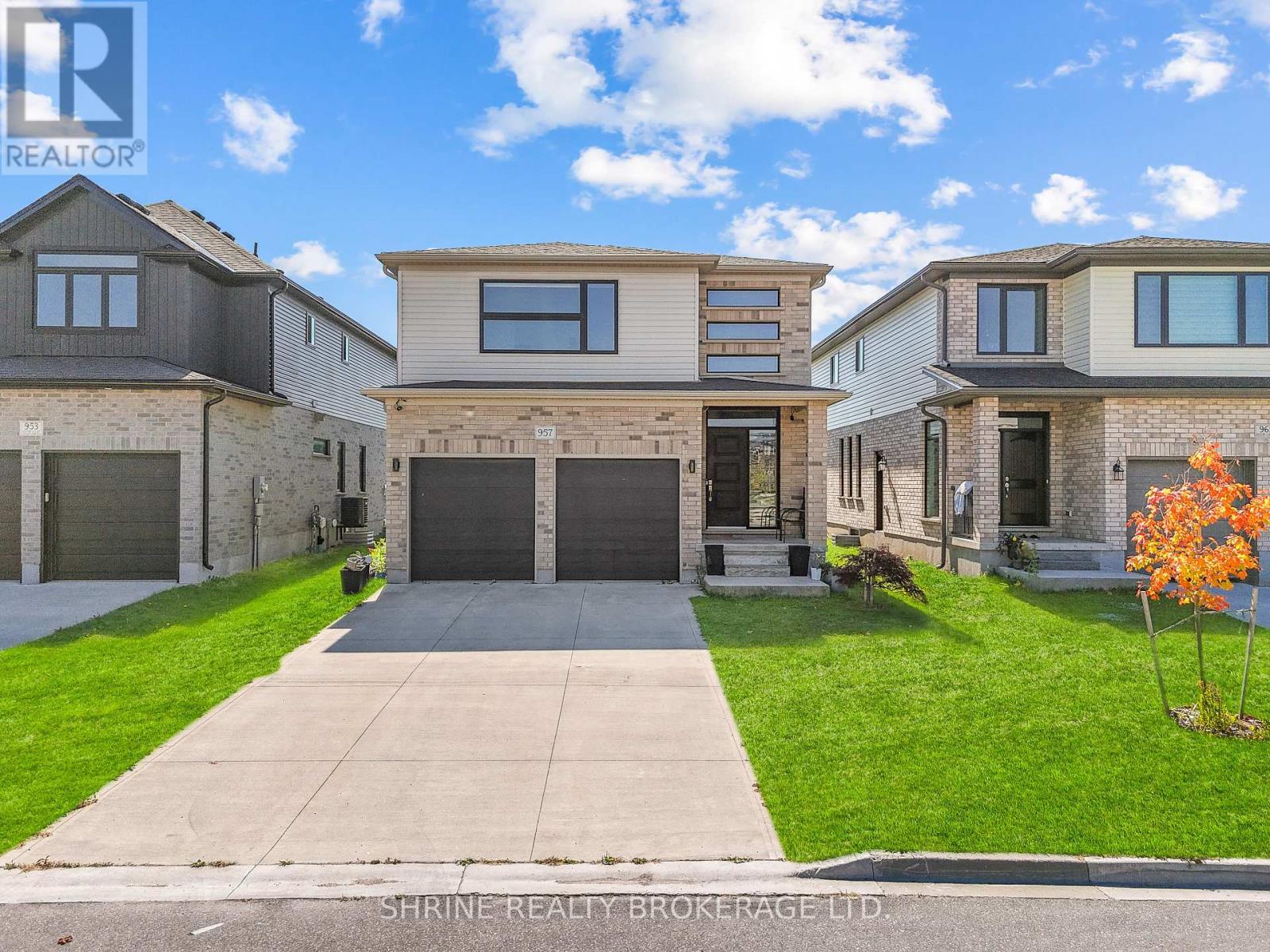 957 Holtby Court, London North, Ontario  N6G 0W9 - Photo 3 - X12408034