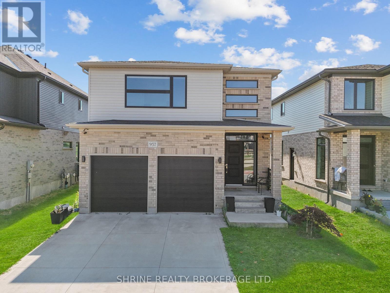 957 Holtby Court, London North, Ontario  N6G 0W9 - Photo 4 - X12408034