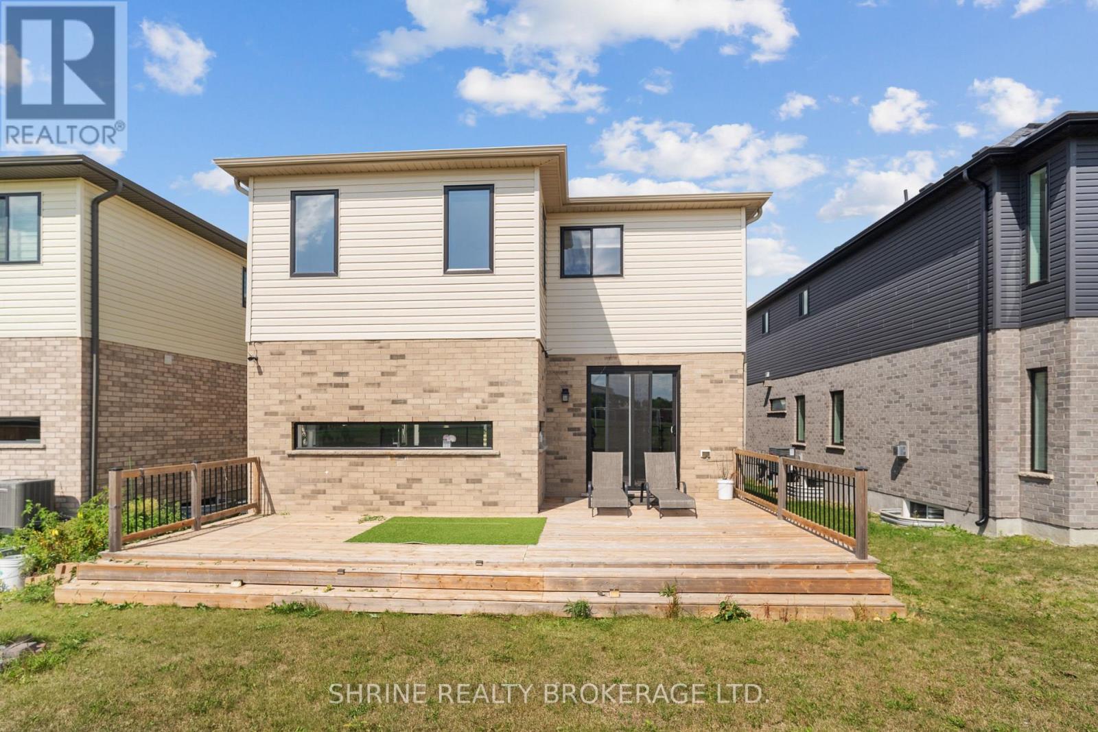 957 Holtby Court, London North, Ontario  N6G 0W9 - Photo 5 - X12408034