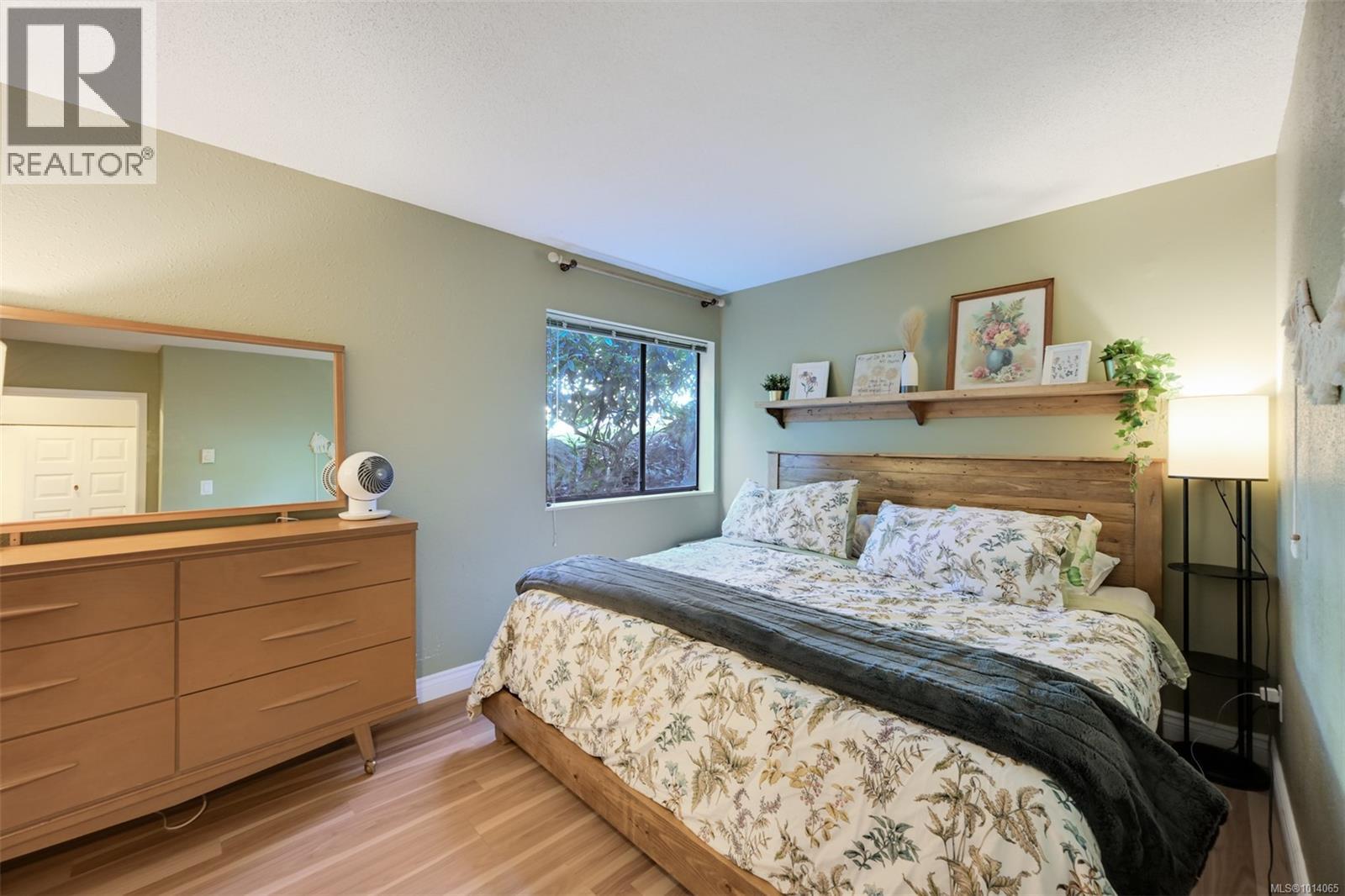 101 3274 Glasgow Ave, Saanich, British Columbia  V8X 1M2 - Photo 29 - 1014065