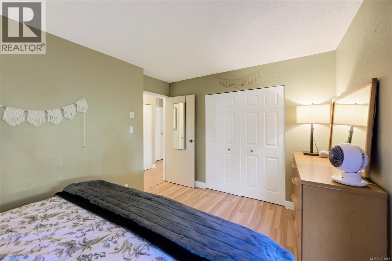 101 3274 Glasgow Ave, Saanich, British Columbia  V8X 1M2 - Photo 30 - 1014065