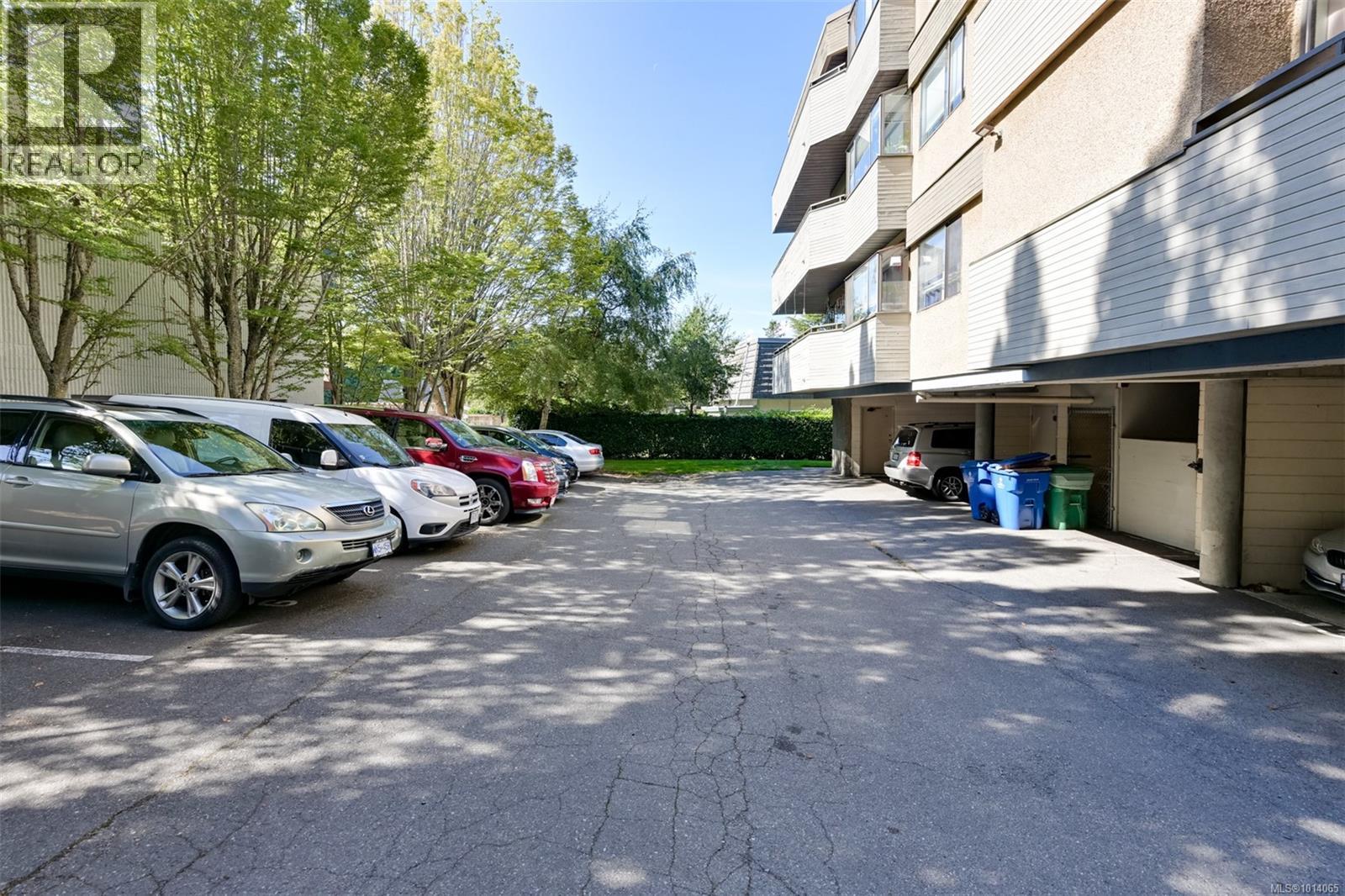 101 3274 Glasgow Ave, Saanich, British Columbia  V8X 1M2 - Photo 40 - 1014065