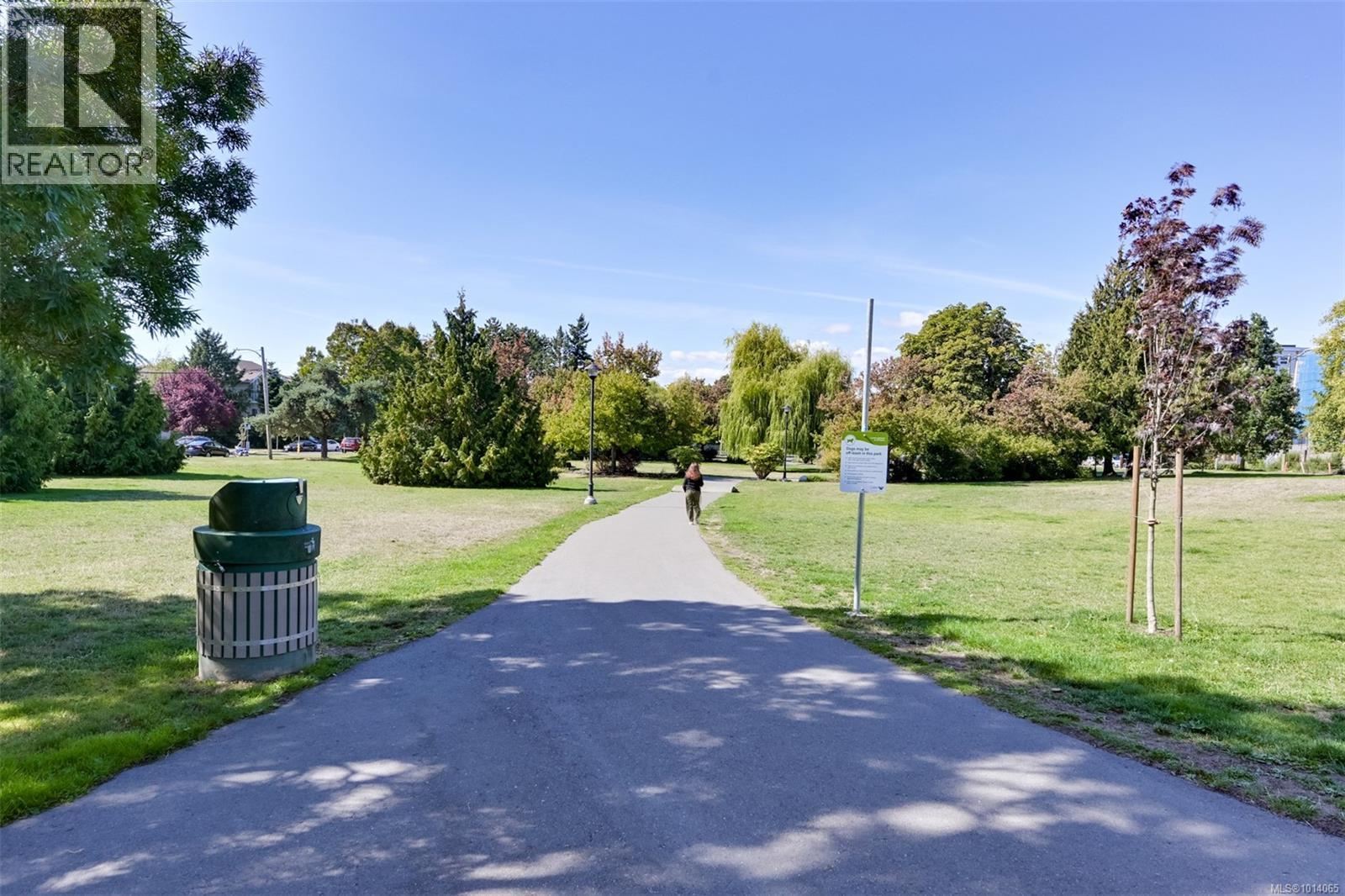 101 3274 Glasgow Ave, Saanich, British Columbia  V8X 1M2 - Photo 44 - 1014065