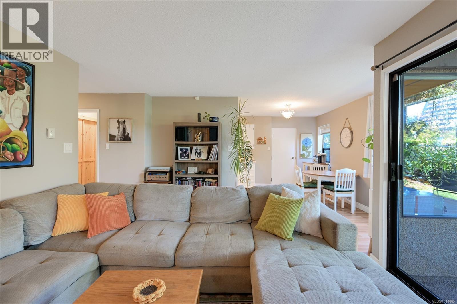 101 3274 Glasgow Ave, Saanich, British Columbia  V8X 1M2 - Photo 9 - 1014065