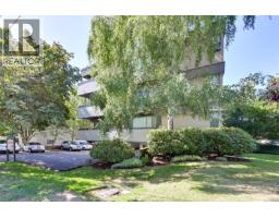 101 3274 Glasgow Ave Glasgow Place, Saanich, Ca