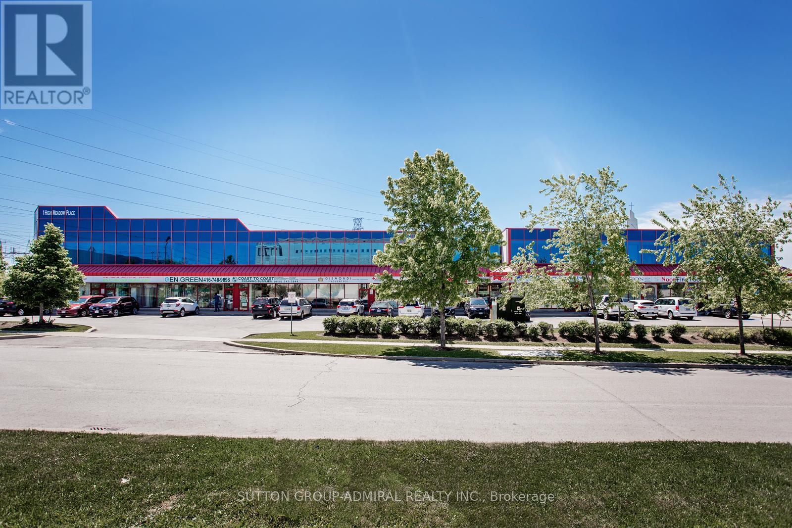 18 - 1 High Meadow Place, Toronto, Ontario  M9L 0A3 - Photo 4 - W12408066