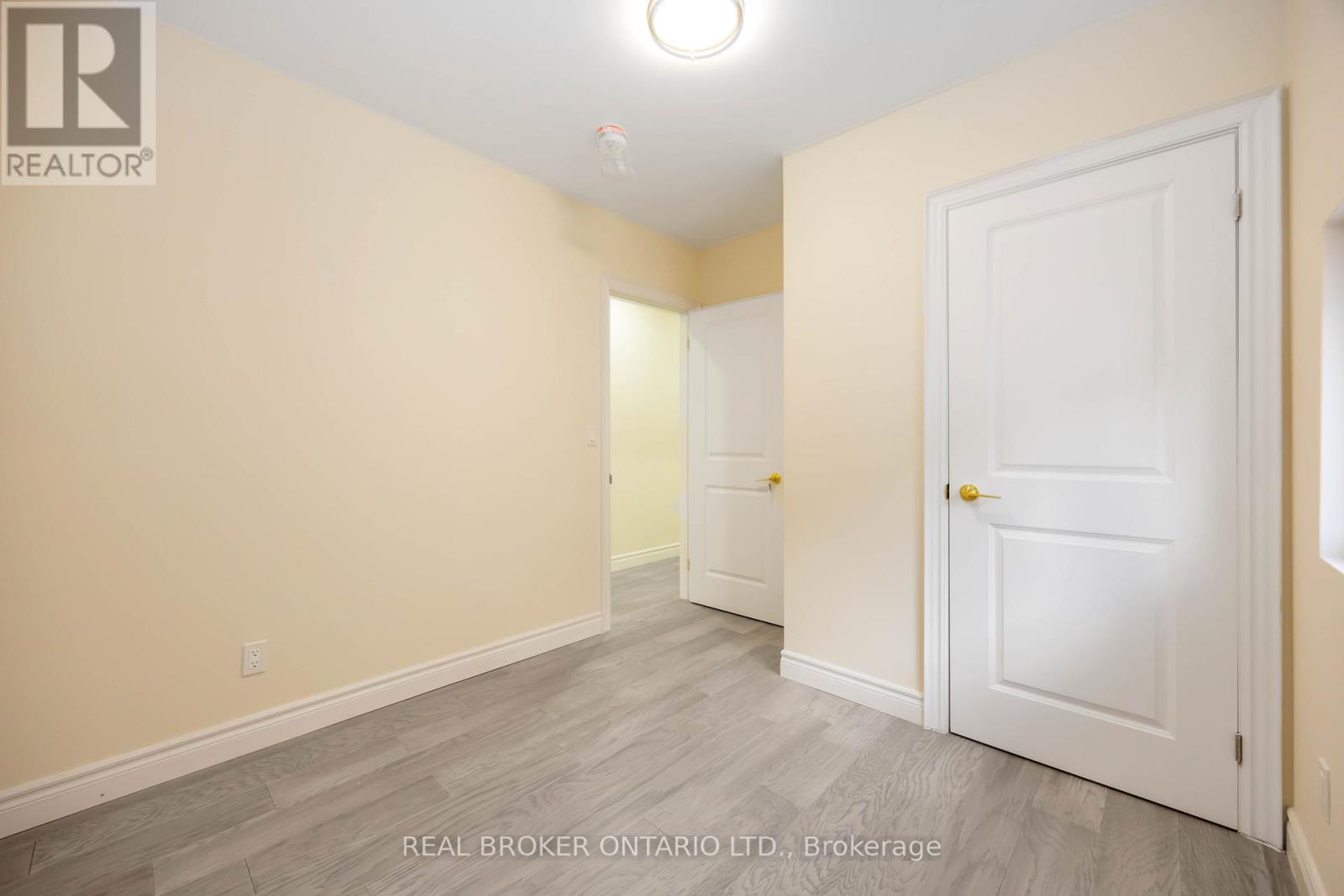 75 Harvie Avenue, Toronto (Corso Italia-Davenport), Ontario  M6E 4K4 - Photo 35 - W12408081