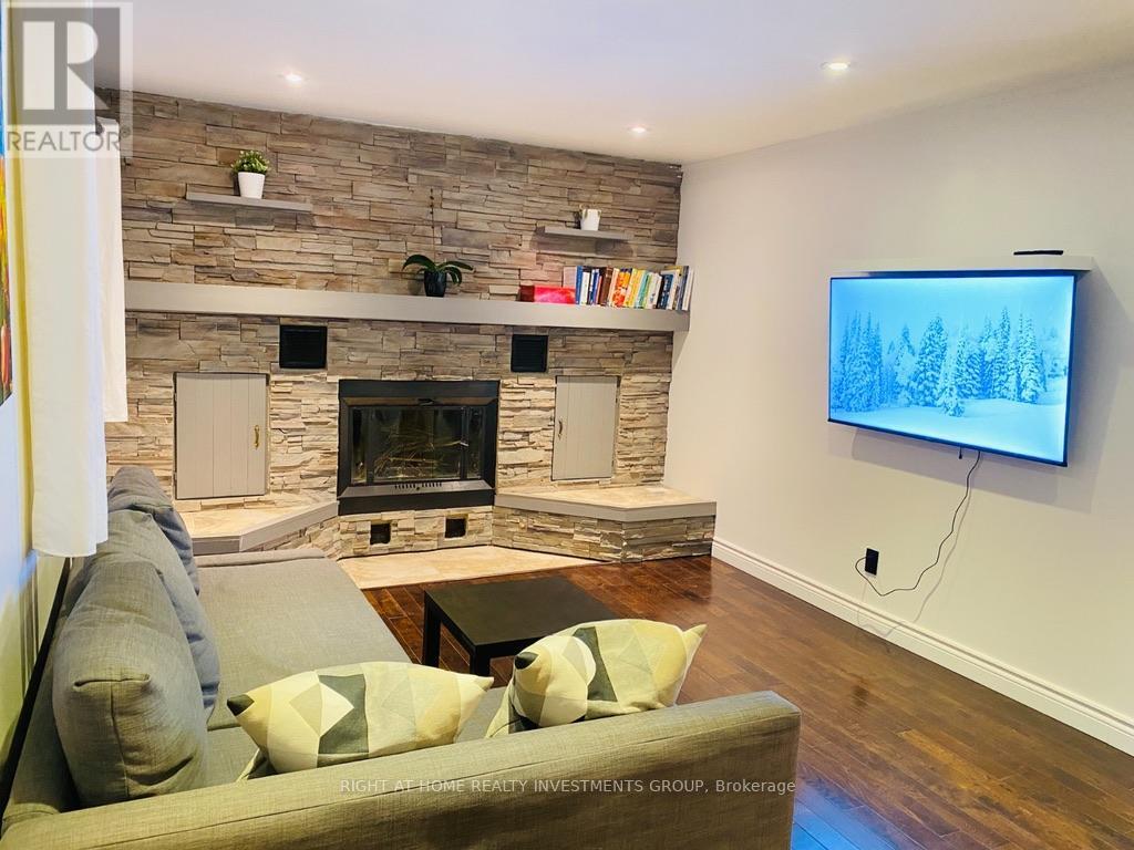 14576 Winston Churchill Boulevard, Halton Hills, Ontario  L7G 0N9 - Photo 3 - W12408094