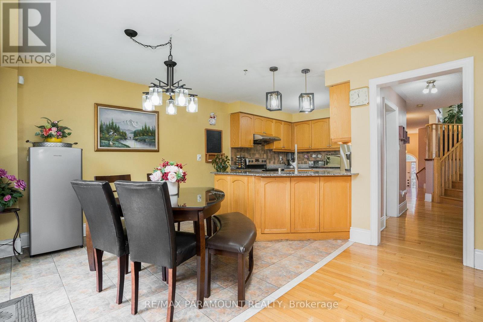19 River Rock Crescent, Brampton, Ontario  L7A 2V2 - Photo 12 - W12408100