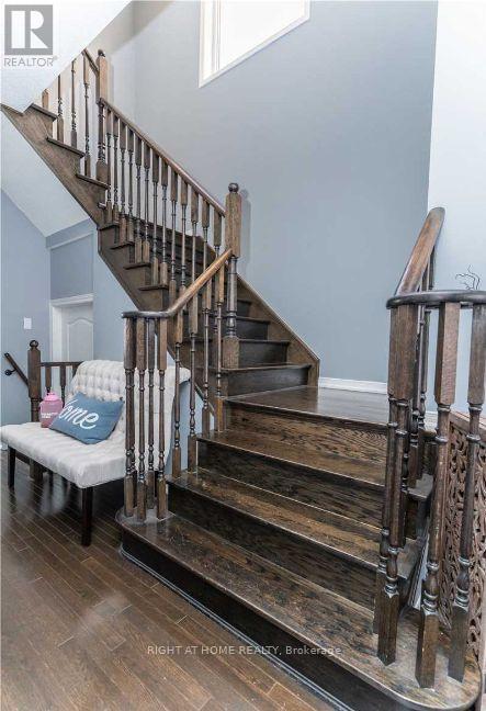91 Templehill Road, Brampton, Ontario  L6R 3S1 - Photo 12 - W12408105