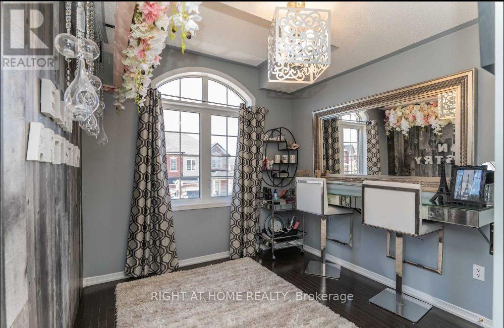 91 Templehill Road, Brampton, Ontario  L6R 3S1 - Photo 18 - W12408105
