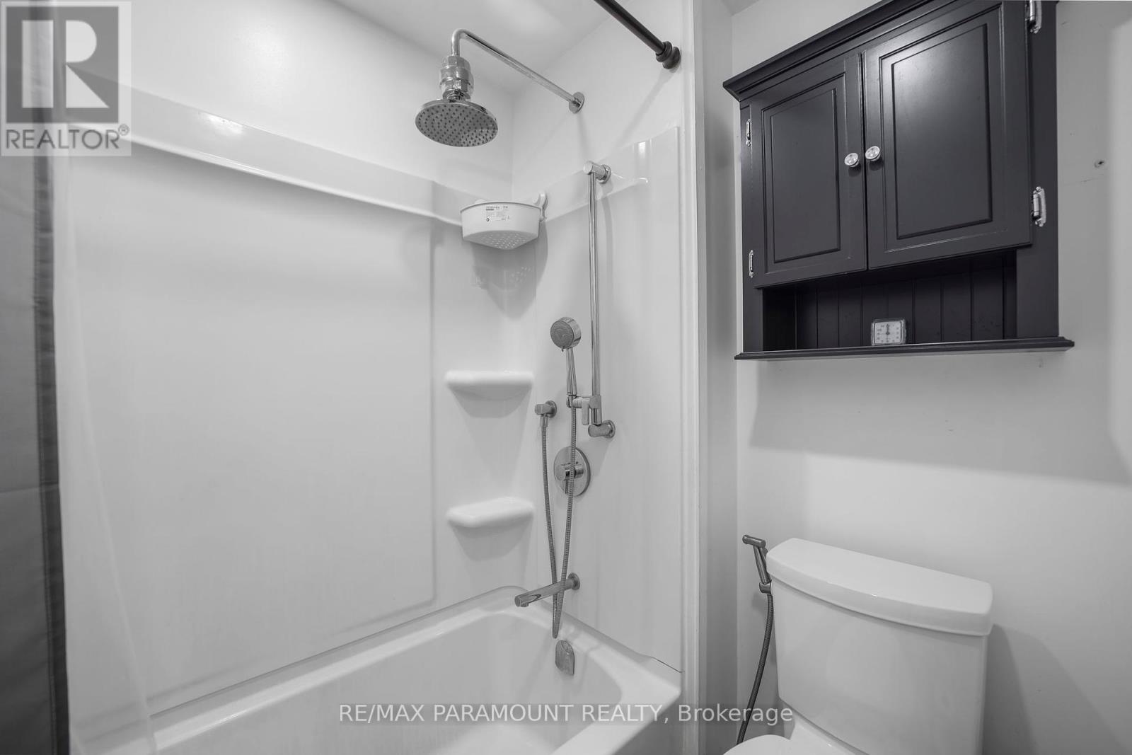 4 - 85 Albright Road, Hamilton, Ontario  L8K 6H1 - Photo 28 - X12408104