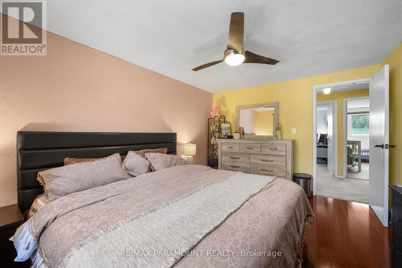 4 - 85 Albright Road, Hamilton, Ontario  L8K 6H1 - Photo 32 - X12408104