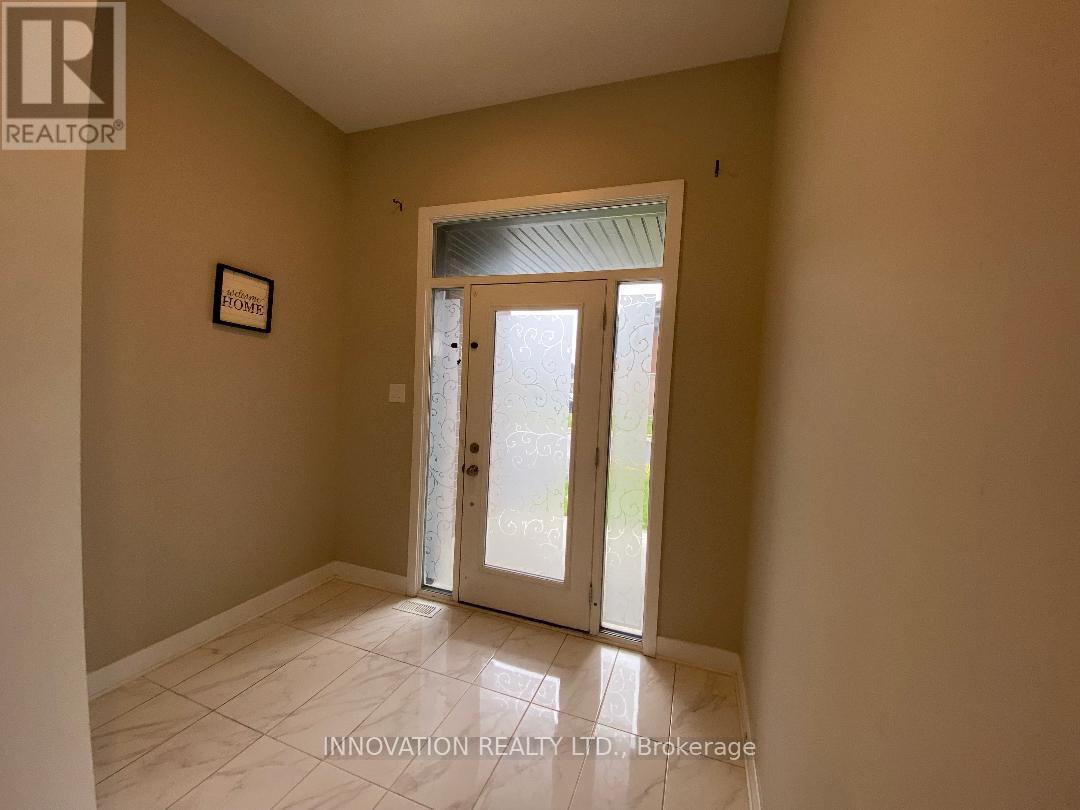 448 Trident Mews, Ottawa, Ontario  K1T 0T2 - Photo 3 - X12408153