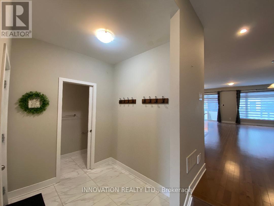 448 Trident Mews, Ottawa, Ontario  K1T 0T2 - Photo 5 - X12408153