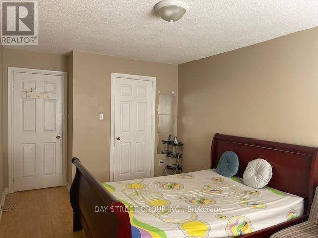 69 Ian Baron Avenue, Markham, Ontario  L3R 5R1 - Photo 4 - N12385415