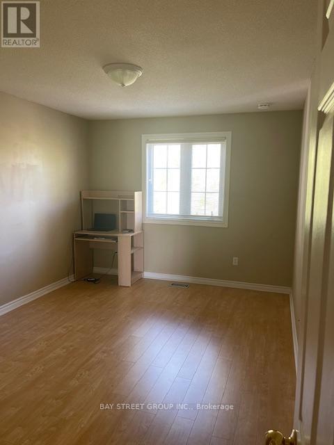 69 Ian Baron Avenue, Markham, Ontario  L3R 5R1 - Photo 8 - N12385415