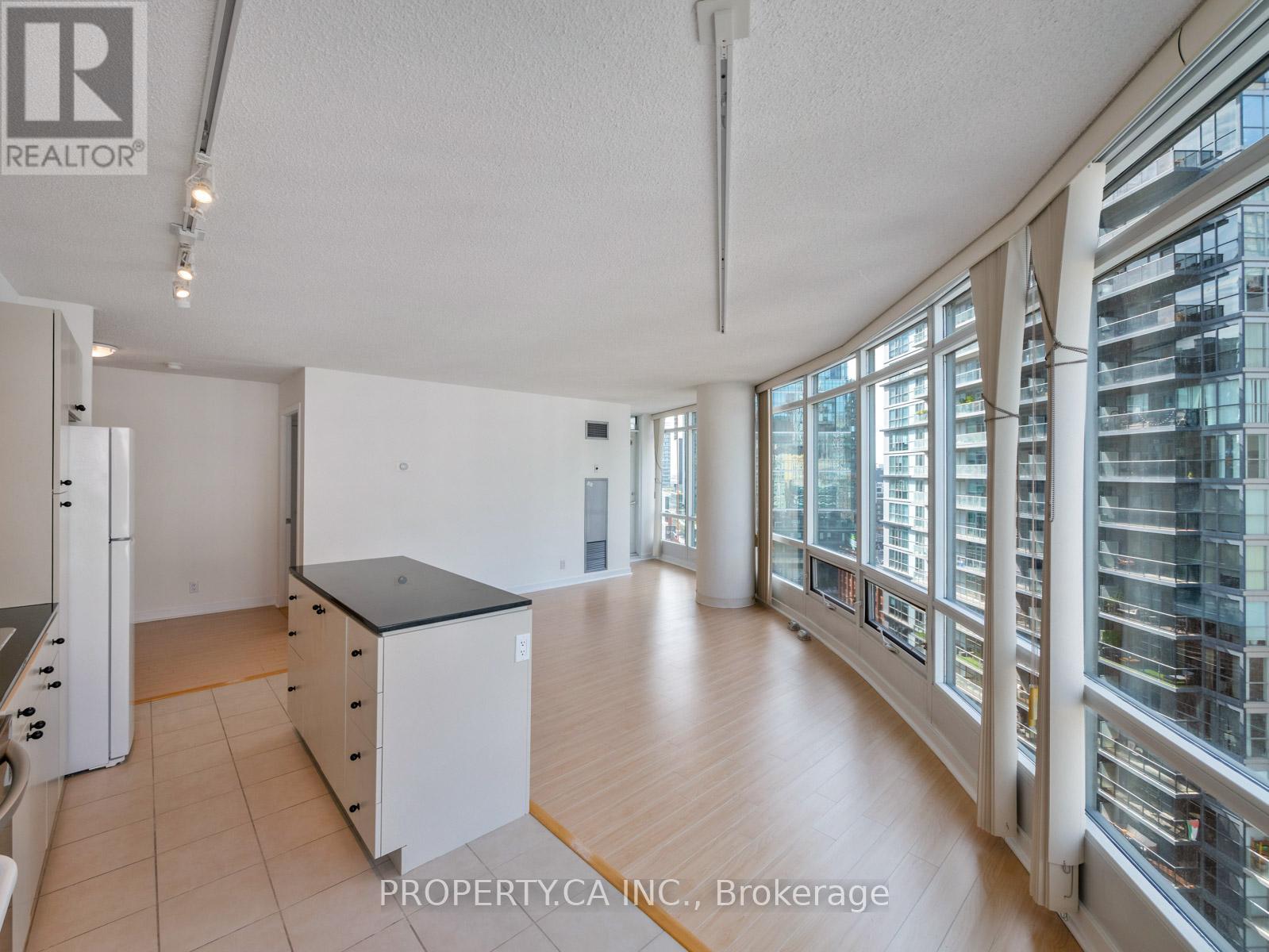 2110 - 361 Front Street W, Toronto, Ontario  M5V 3R5 - Photo 16 - C12408142