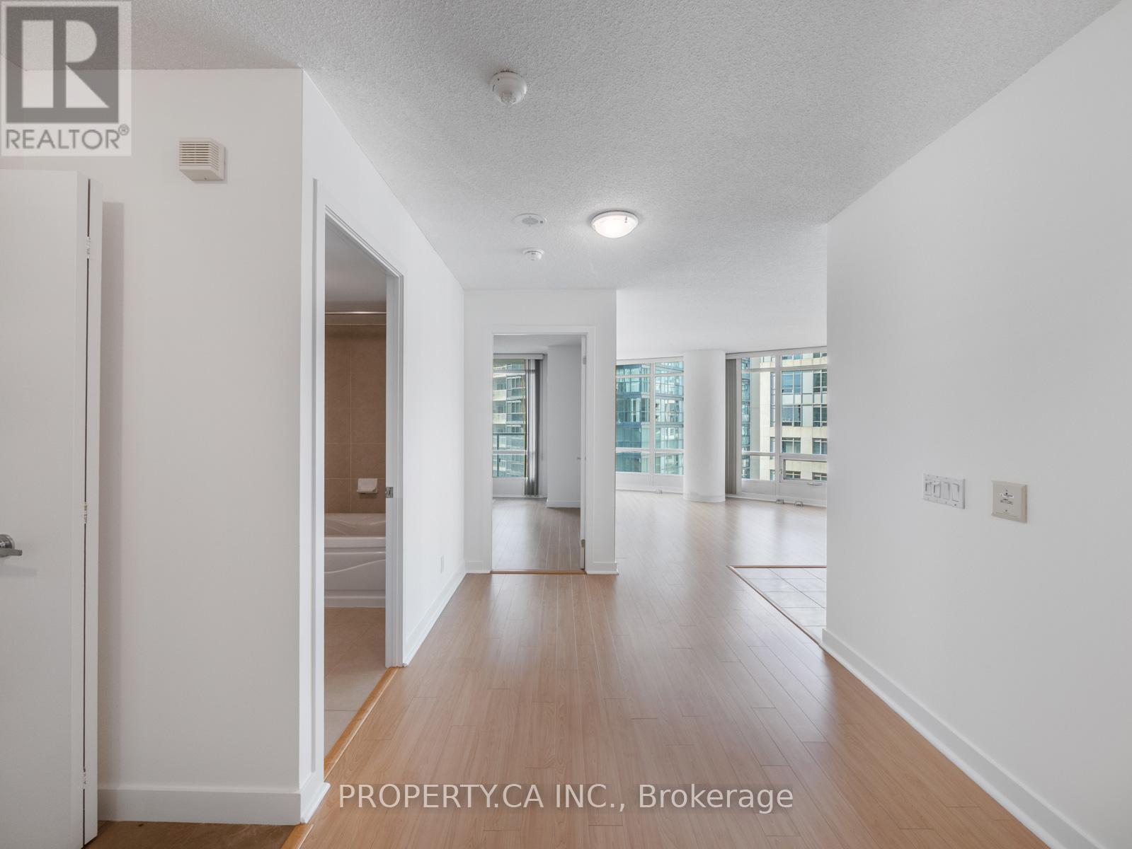 2110 - 361 Front Street W, Toronto, Ontario  M5V 3R5 - Photo 25 - C12408142