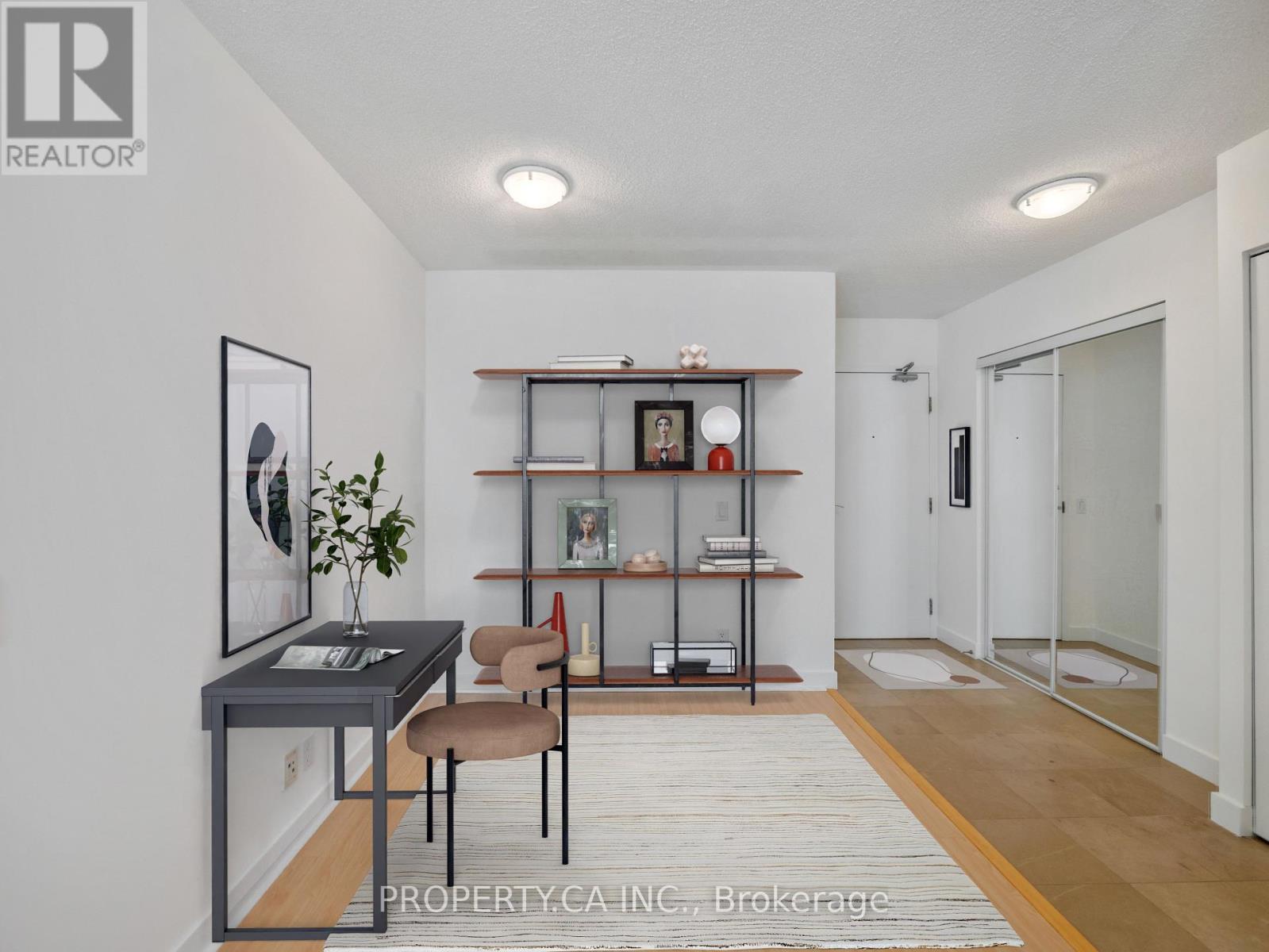 2110 - 361 Front Street W, Toronto, Ontario  M5V 3R5 - Photo 4 - C12408142